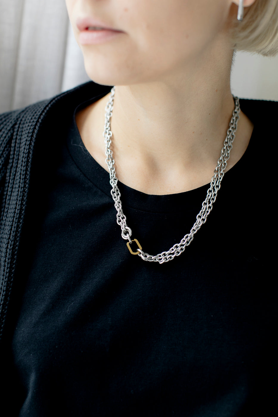 AIRAM Silver Twist Chain Necklace